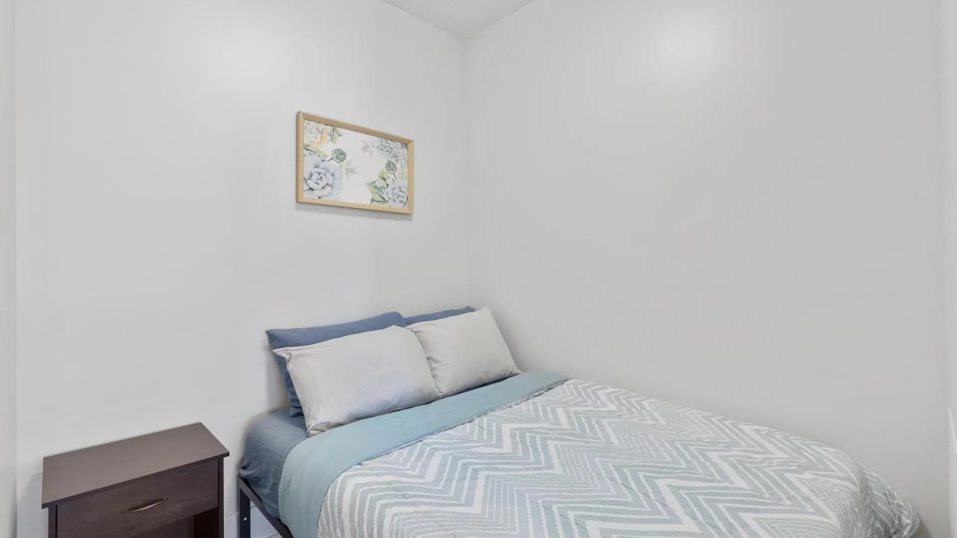 Aparthotel 2Bedroom Cn Tower And Water Views - Free Parking - Rooftop Pool Toronto